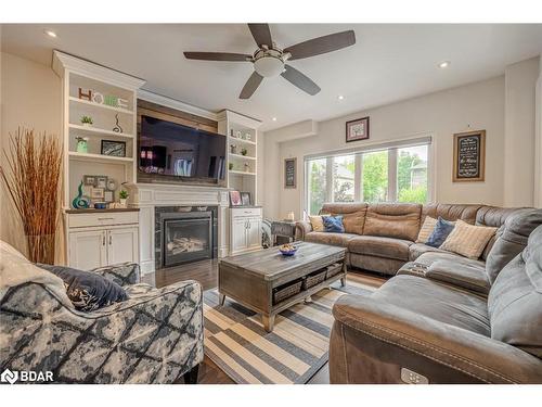 41 Landscape Drive, Oro-Medonte, ON - Indoor Photo Showing Living Room With Fireplace