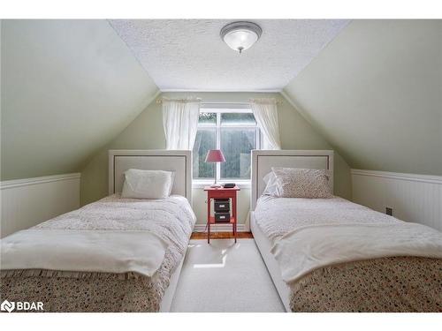 3098 Given Road, Cooksville, ON - Indoor Photo Showing Bedroom