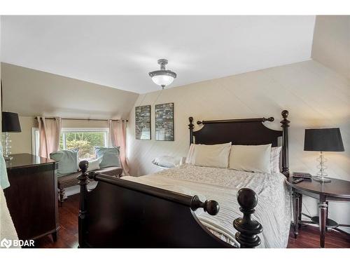 3098 Given Road, Cooksville, ON - Indoor Photo Showing Bedroom