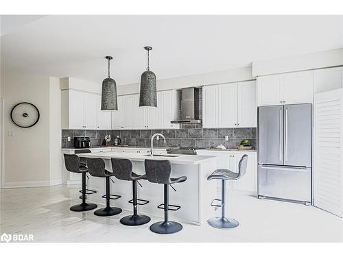 37 Muirfield Drive Drive, Barrie, ON - Indoor Photo Showing Kitchen