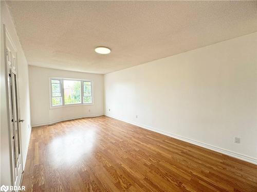 6 Carruthers Crescent, Barrie, ON - Indoor Photo Showing Other Room