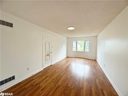 6 Carruthers Crescent, Barrie, ON - Indoor Photo Showing Other Room