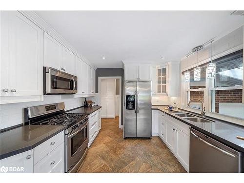 56 South Street, Orillia, ON - Indoor Photo Showing Kitchen With Double Sink With Upgraded Kitchen