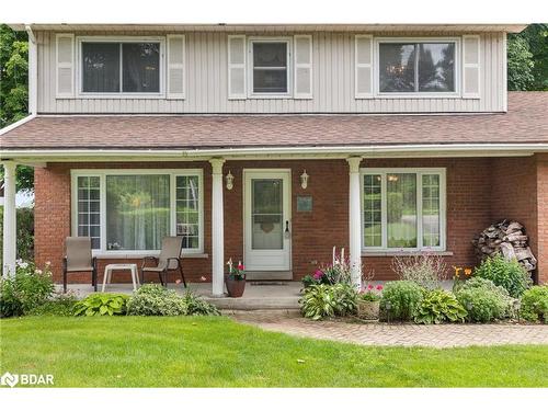 39 Grandview Crescent, Oro-Medonte, ON - Outdoor With Facade