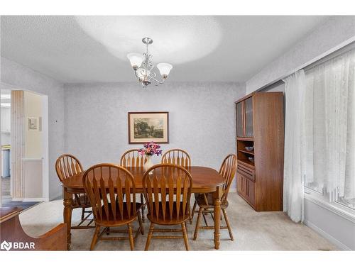 39 Grandview Crescent, Oro-Medonte, ON - Indoor Photo Showing Dining Room