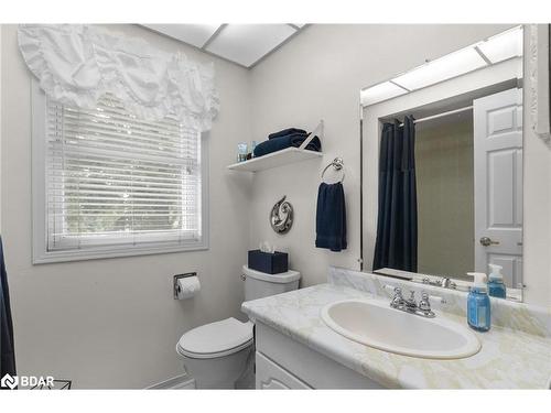 39 Grandview Crescent, Oro-Medonte, ON - Indoor Photo Showing Bathroom