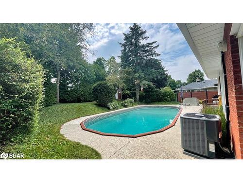 16 Westminster Avenue, Guelph, ON - Outdoor With In Ground Pool With Backyard