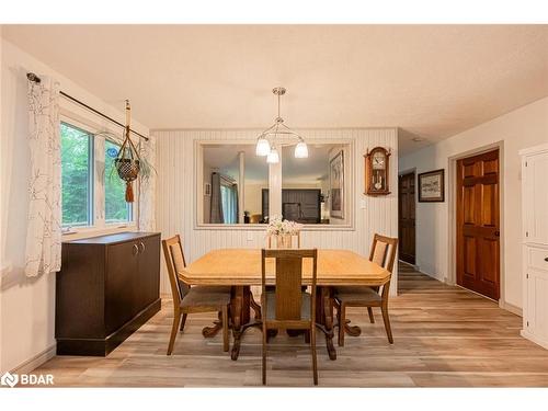 284 Britannia Road, Huntsville, ON - Indoor Photo Showing Dining Room