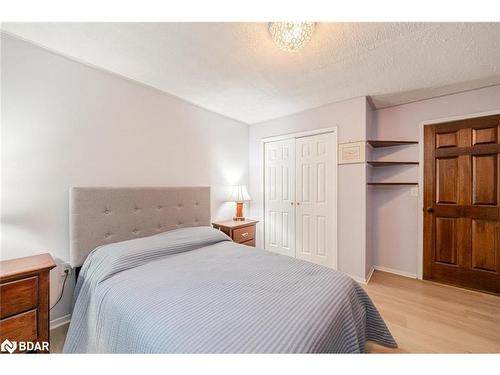 284 Britannia Road, Huntsville, ON - Indoor Photo Showing Bedroom