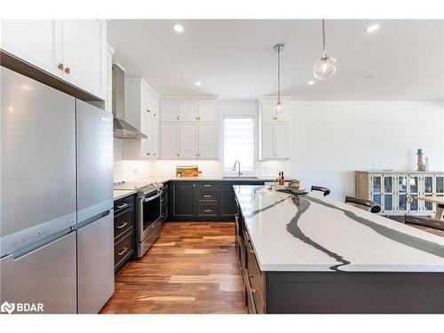 38 Magazine Street, Penetanguishene, ON - Indoor Photo Showing Kitchen With Upgraded Kitchen