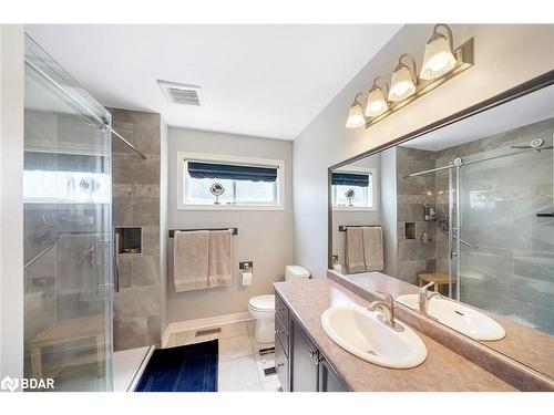 45 Country Lane, Barrie, ON - Indoor Photo Showing Bathroom