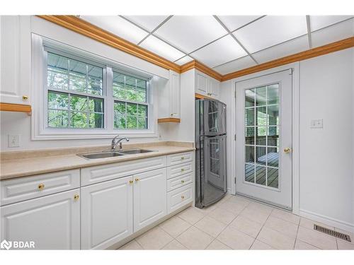 3895 Vasey Road, Tay, ON - Indoor Photo Showing Kitchen With Double Sink