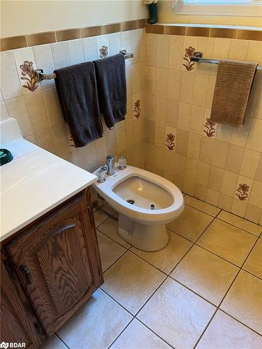 268 Crawford Street, Barrie, ON - Indoor Photo Showing Bathroom