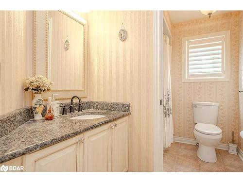 30 Birkhall Place, Barrie, ON - Indoor Photo Showing Bathroom