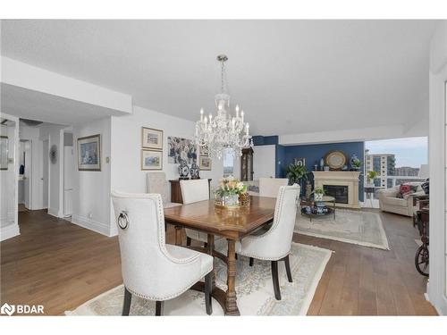 1203-65 Ellen Street, Barrie, ON - Indoor Photo Showing Dining Room