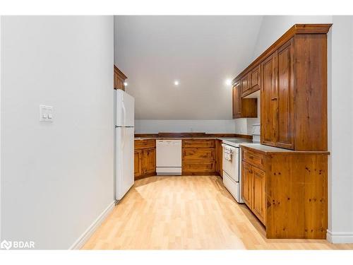 639 Concession 16 Road E, Tiny, ON - Indoor Photo Showing Kitchen