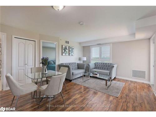 1416-8 Dayspring Circle, Brampton, ON - Indoor