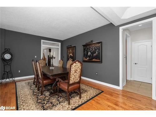 70 Cumming Drive, Barrie, ON - Indoor Photo Showing Dining Room