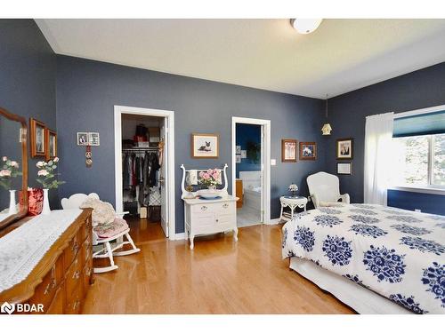 263 Dock Road, Barrie, ON - Indoor Photo Showing Bedroom