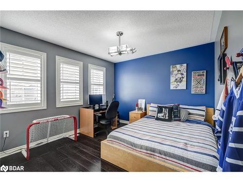 58 Hardgate Crescent, Brampton, ON - Indoor Photo Showing Bedroom