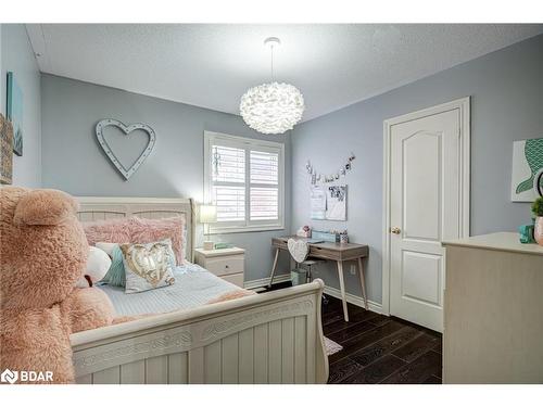 58 Hardgate Crescent, Brampton, ON - Indoor Photo Showing Bedroom