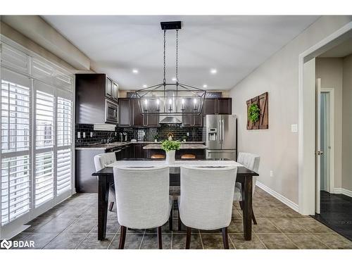 58 Hardgate Crescent, Brampton, ON - Indoor Photo Showing Dining Room