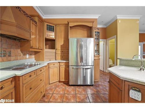 29 Glenhuron Drive, Springwater, ON - Indoor Photo Showing Kitchen