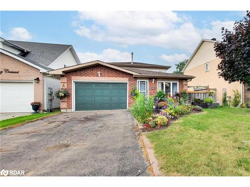 58 Downing Crescent, Barrie, ON - Outdoor