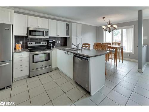 58 Downing Crescent, Barrie, ON - Indoor Photo Showing Kitchen With Double Sink