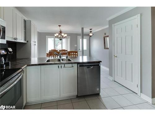 58 Downing Crescent, Barrie, ON - Indoor Photo Showing Kitchen With Double Sink