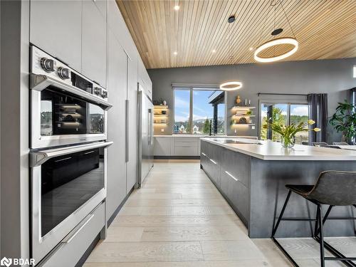 7 Meadowlark Way, Collingwood, ON - Indoor Photo Showing Kitchen