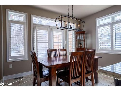 29 Stapleton Place, Barrie, ON - Indoor Photo Showing Dining Room