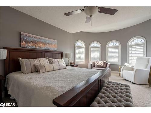 29 Stapleton Place, Barrie, ON - Indoor Photo Showing Bedroom