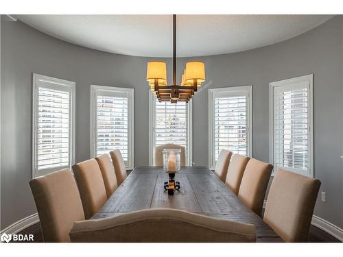 29 Stapleton Place, Barrie, ON - Indoor Photo Showing Dining Room