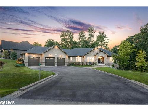 28 Timber Wolf Trail, Minesing, ON - Outdoor With Facade