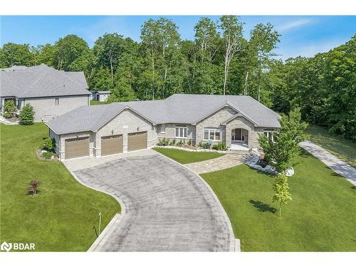 28 Timber Wolf Trail, Minesing, ON - Outdoor With Facade