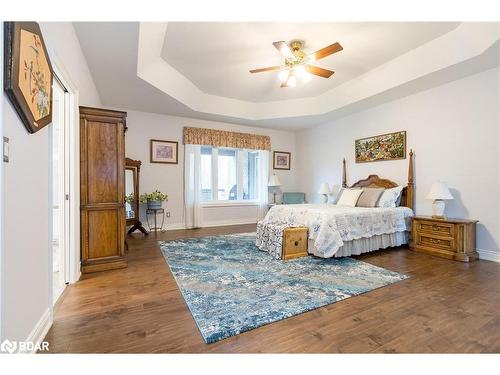 28 Timber Wolf Trail, Minesing, ON - Indoor Photo Showing Bedroom