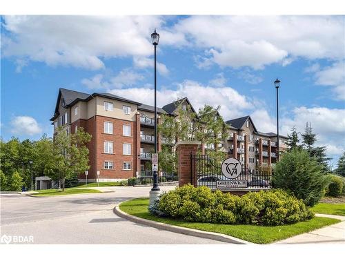 410-5 Greenwich Street, Barrie, ON - Outdoor With Balcony With Facade