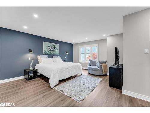 221 Lisa Marie Drive, Orangeville, ON - Indoor Photo Showing Bedroom