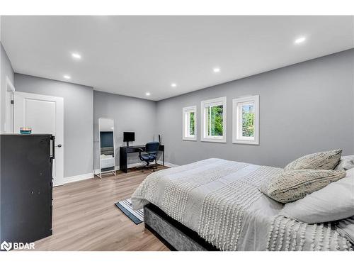 221 Lisa Marie Drive, Orangeville, ON - Indoor Photo Showing Bedroom