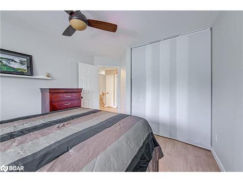 20 Gadwall Avenue, Barrie, ON - Indoor Photo Showing Bedroom