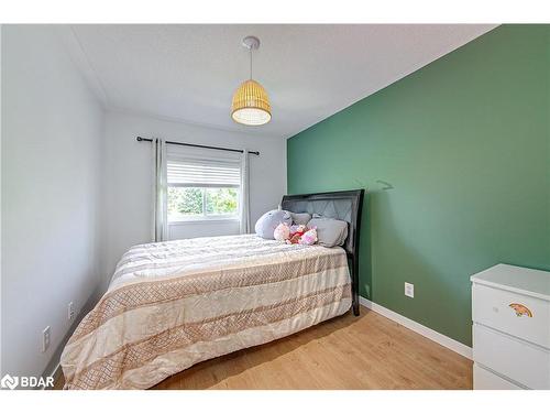 20 Gadwall Avenue, Barrie, ON - Indoor Photo Showing Bedroom