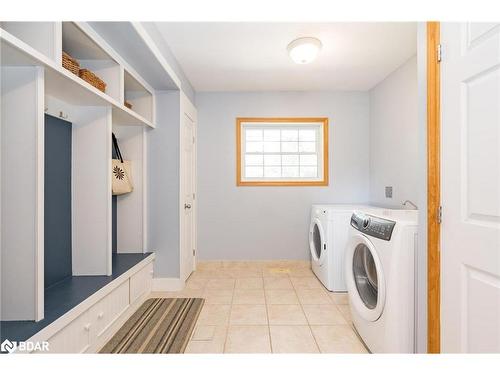 2140 Old Second Road S, Midhurst, ON - Indoor Photo Showing Laundry Room