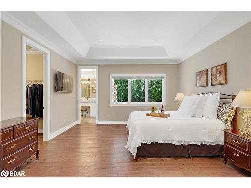 110 Mennill Drive Drive, Minesing, ON - Indoor Photo Showing Bedroom