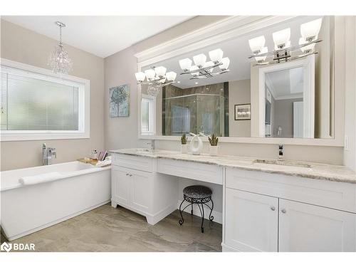 110 Mennill Drive Drive, Minesing, ON - Indoor Photo Showing Bathroom