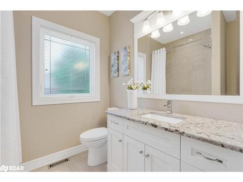 110 Mennill Drive Drive, Minesing, ON - Indoor Photo Showing Bathroom