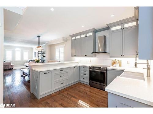 52 Thicketwood Avenue, Barrie, ON - Indoor Photo Showing Kitchen