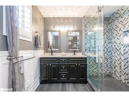 52 Thicketwood Avenue, Barrie, ON - Indoor Photo Showing Bathroom