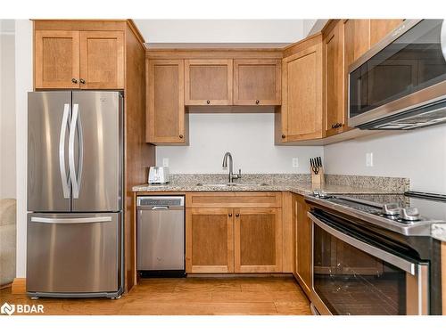 2C-1841 Muskoka Road 118 W, Bracebridge, ON - Indoor Photo Showing Kitchen