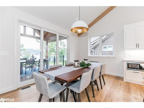 8-1841 Muskoka Road 118 W, Bracebridge, ON - Indoor Photo Showing Dining Room